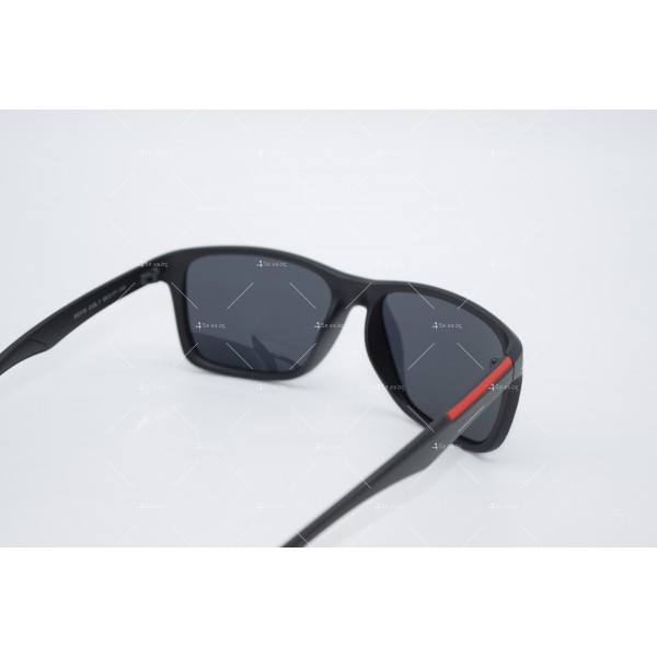 Мъжки слънчеви очила от пластмаса с червенa линия отстрани YJZ103 3