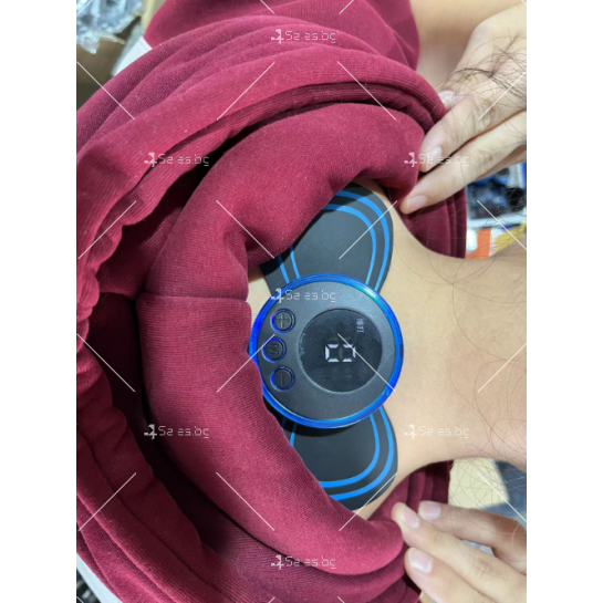 Компактен масажор за гръб с удобен контролер за управление TV546