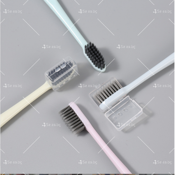 Комплект четки за зъби със защитен предпазител и различна твърдост HZS621 3